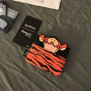 Disney Loungefly Winnie The Pooh Tigger Card Holder